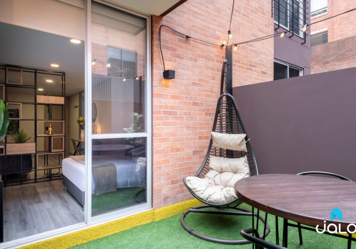Apartamento Amoblado de 1 habitación con terraza en el Norte de Bogotá 29mt2 Edificio ONCE 94