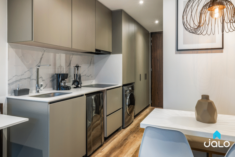 Apartamento Amoblado Simplex con Gimnasio en el Chicó, Bogotá de 30mt2 Edificio TAJ 97