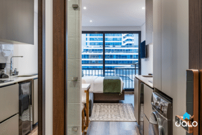 Apartamento Amoblado Simplex con Gimnasio en el Chicó, Bogotá de 30mt2 Edificio TAJ 97
