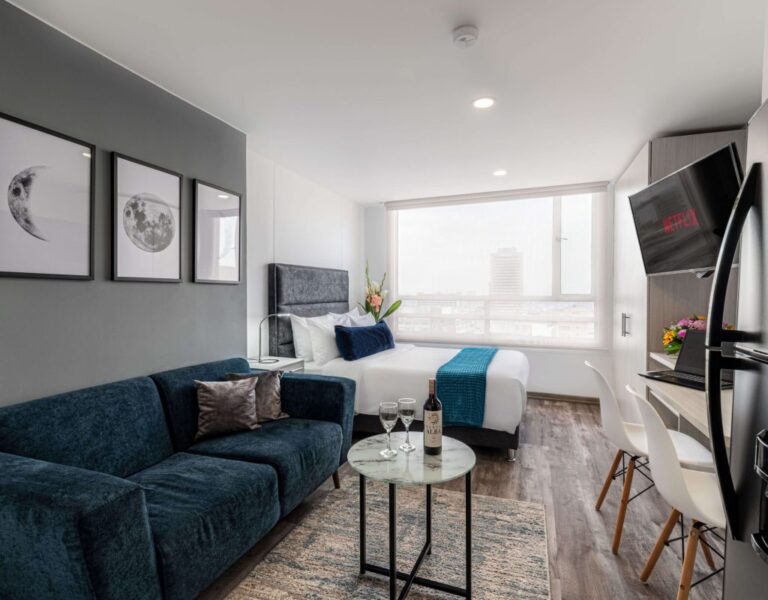 Apartamento Amoblado de 1 habitación en Las Aguas, Bogotá 27mt2 Edificio Torre Acqua